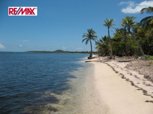 Rock-Harbor-Beach